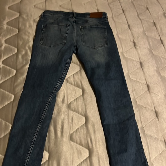 Skinny fit and Denim jeans barely worn - Picture 2 of 2